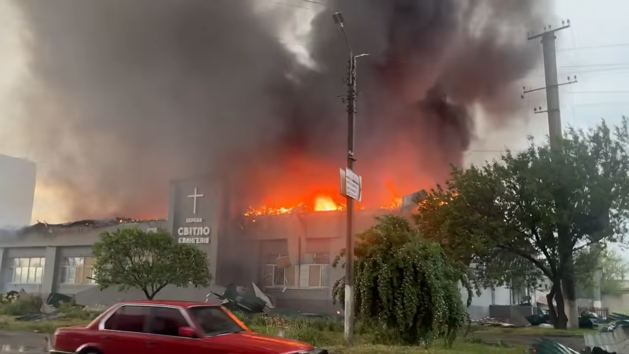 ataque-de-drones-russos-destroi-igreja-evangelica-na-ucrania
