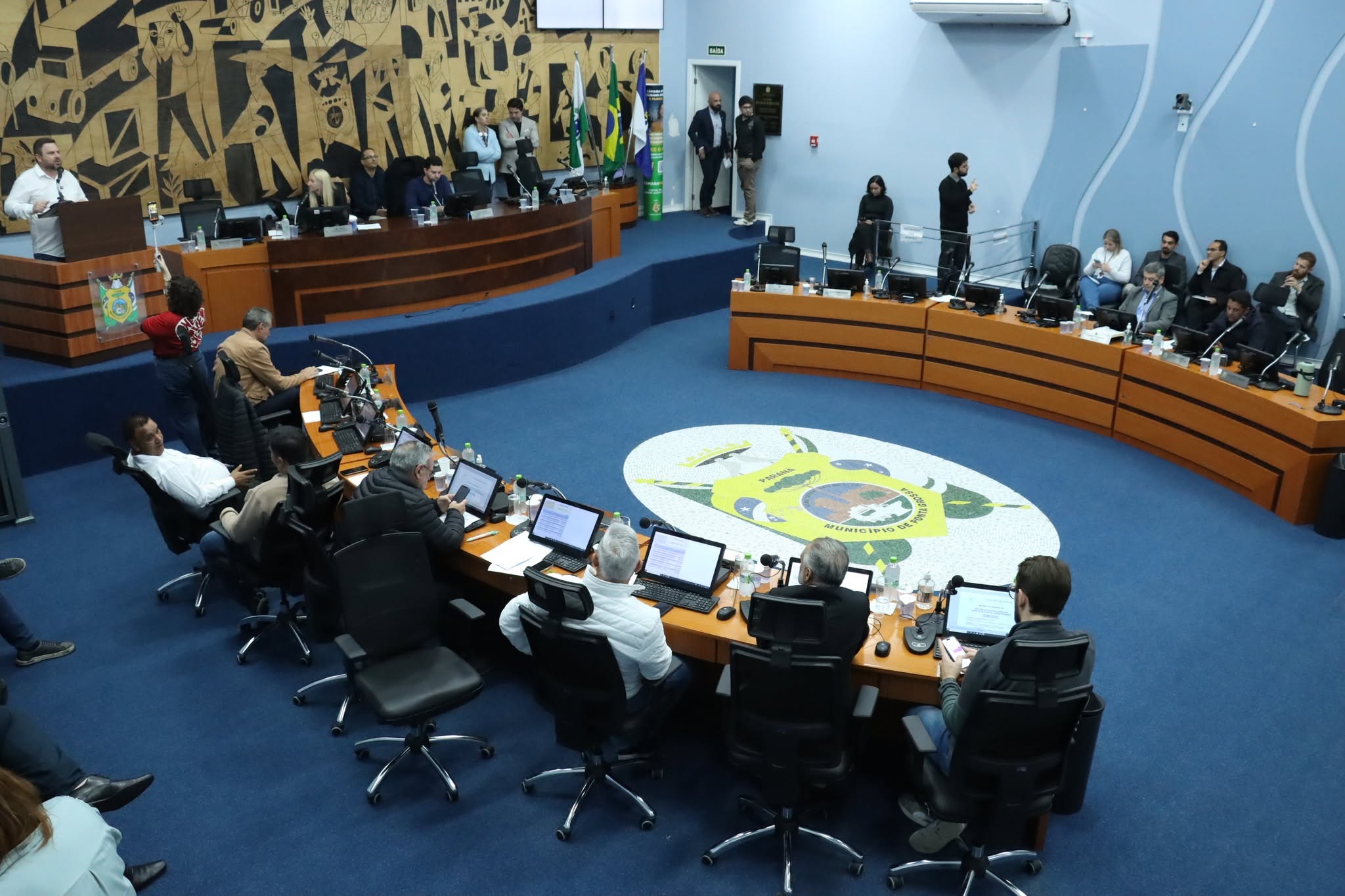 camara-de-ponta-grossa-aprova-uso-da-biblia-como-recurso-paradidatico-em-escolas