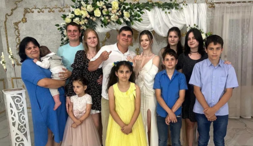 familia-crista-morre-apos-missil-russo-atingir-casa-na-ucrania:-eram-exemplares