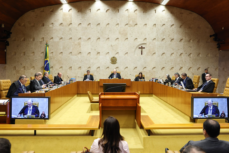 precisamos-orar-pelo-brasil:-lideres-cristaos-se-manifestam-sobre-crise-no-stf
